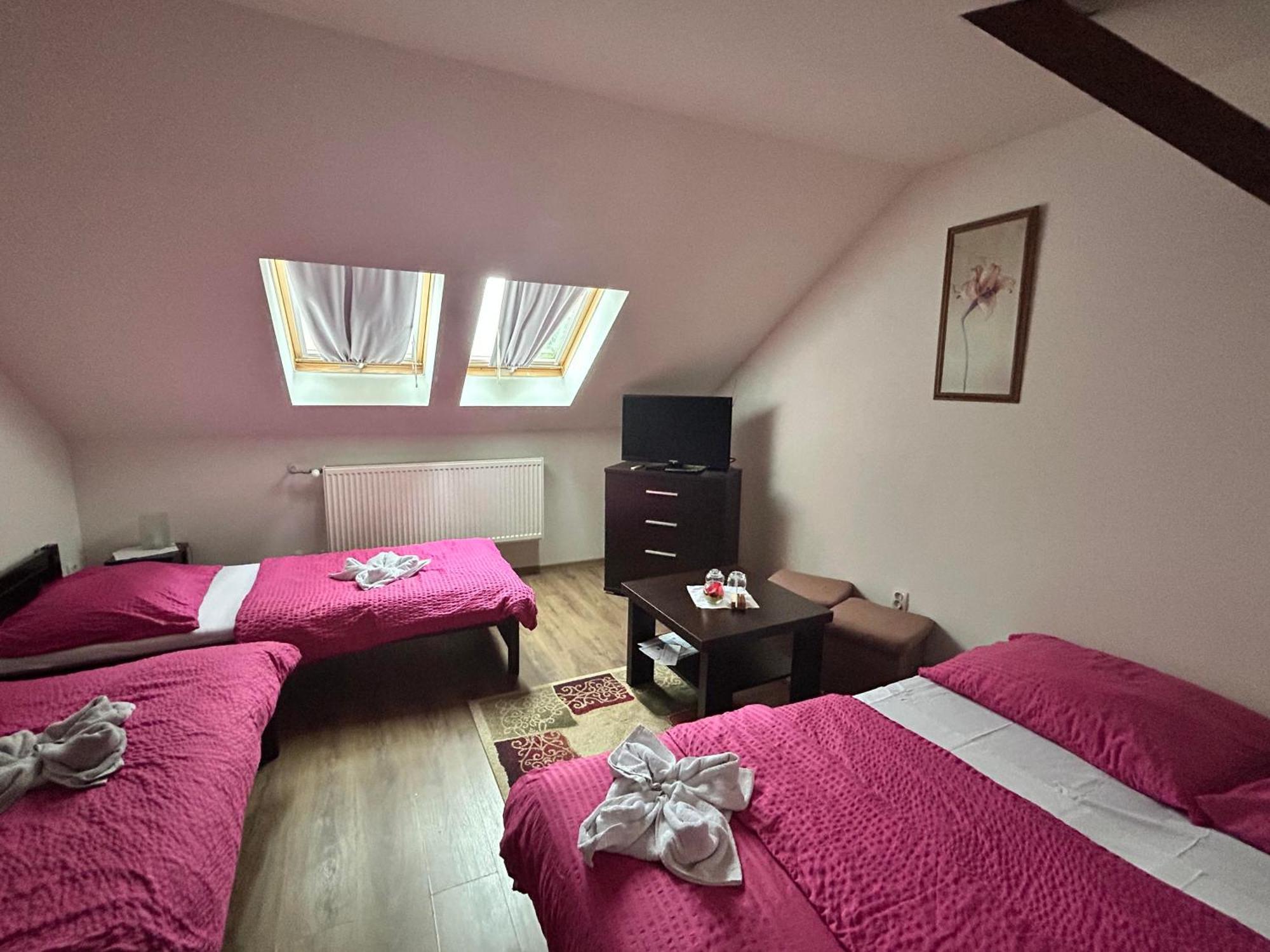 Penzión CONTESA Rožňava Exterior foto
